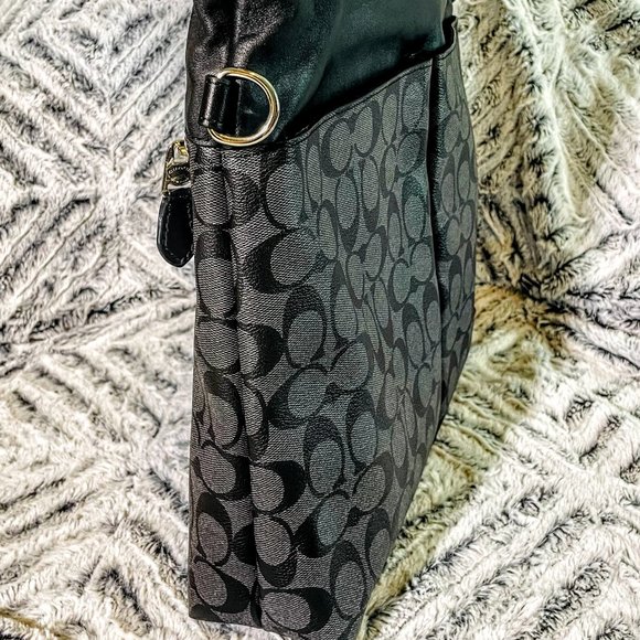 NWOT - COACH CHARLES FOLDOVER TOTE IN SIGNATURE (F54774) - Picture 6 of 15